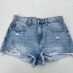 classic high rise short